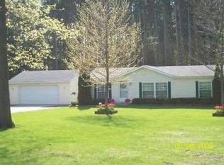 7505 Tiffany Ave NE, Rockford, MI 49341