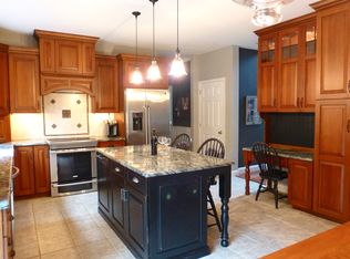 1372 Steeple Chase Rd, Downingtown, PA 19335