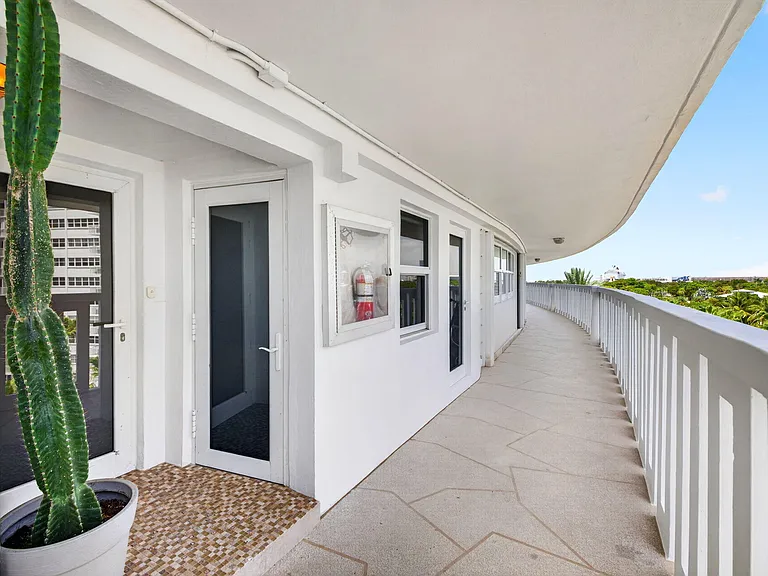 2000 S Ocean Dr #608 — Photo 37