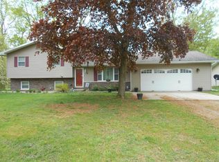 2776 E Bevens Rd, Caro, MI 48723