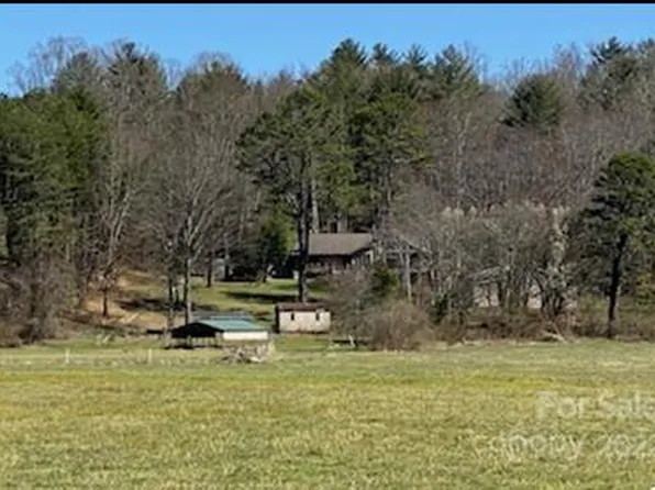 406 Prestwood Ln, Hendersonville, NC 28792