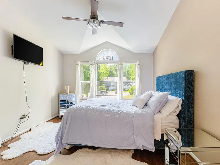 12 Chelsea Ct — Photo 30