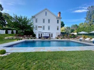 1 Long Lots Ln, Westport, CT 06880