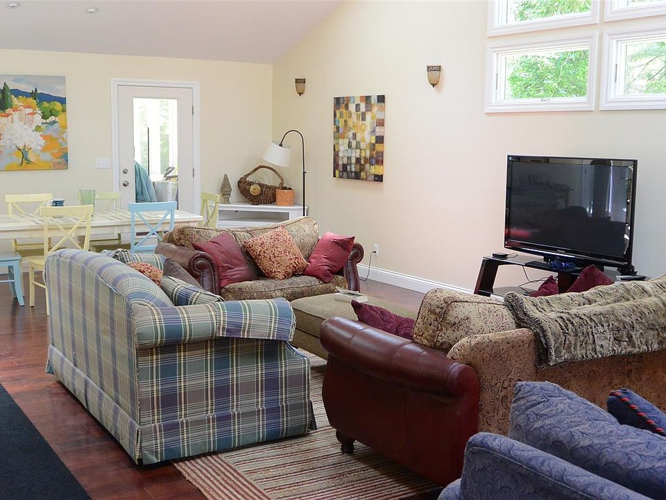 1st image of 9898 Greenwood Ave