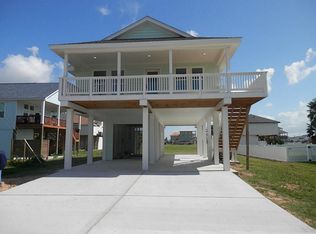 4305 Nueces Dr, Galveston, TX 77554
