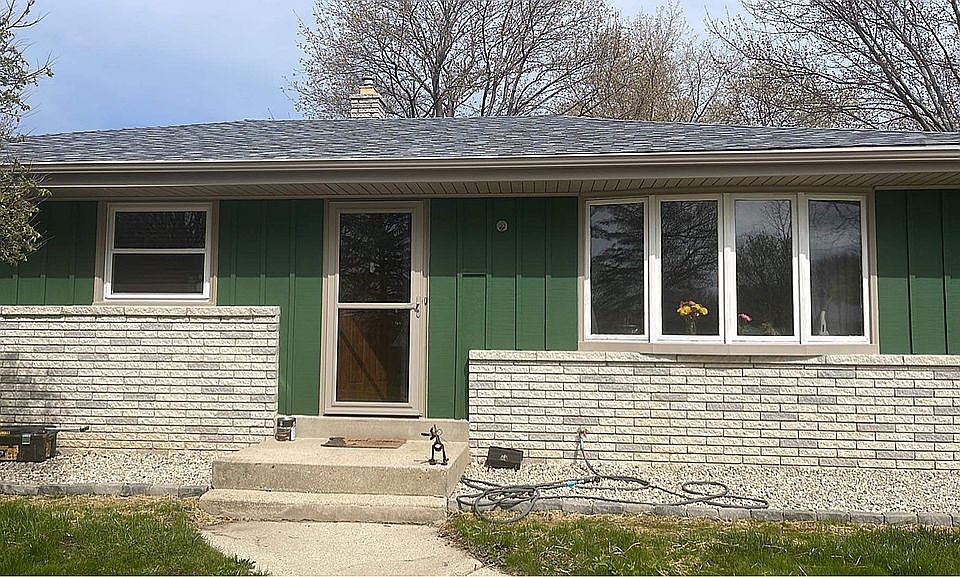 1st image of 5766 S Delaware Ave