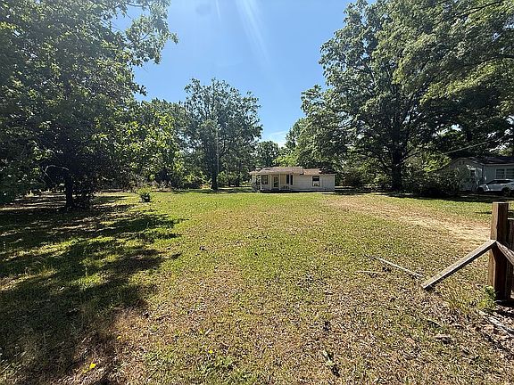 2nd image of 178 Pineview Rd