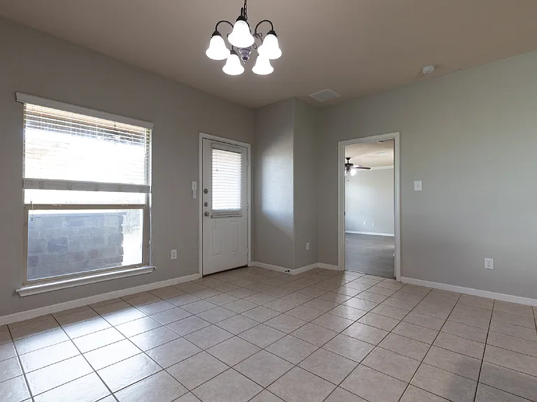 5815 Southern Knl — Photo 15