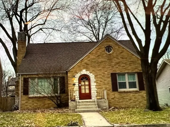 626 Robert Ave, Rockford, IL 61107