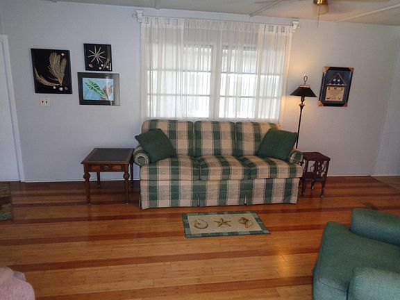 5th image of 232 Royce St