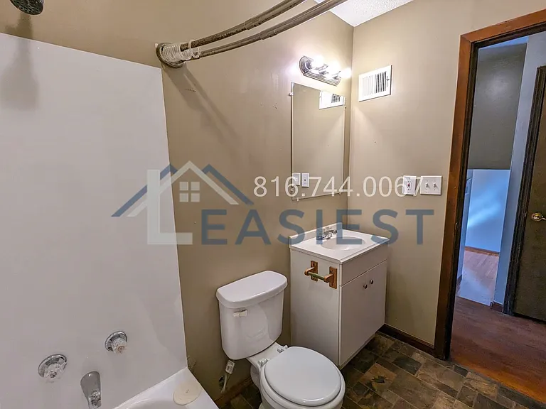 405 NE Orchard St #A — Photo 16