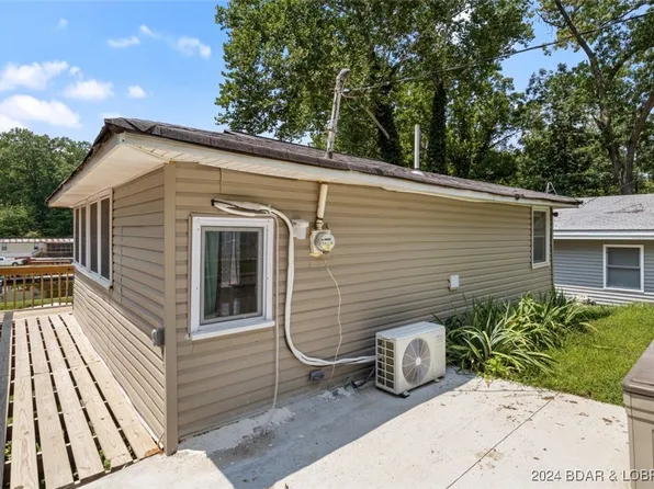 30038 Oak Knoll Rd, Rocky Mount, MO 65072