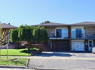 26 Royal Salisbury Way, Brampton, ON L6V3J6