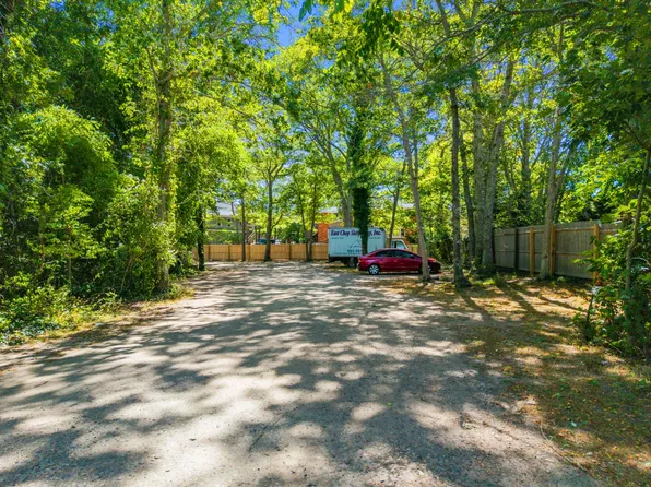 0 State Rd, Vineyard Haven, MA 02568