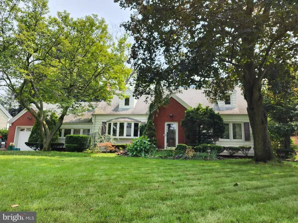 64 Patton Dr, East Brunswick, NJ 08816