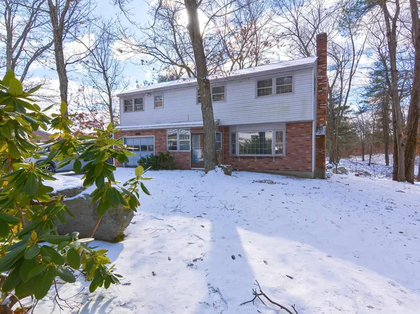 6 Bonnie Lane, Hudson, NH 03051