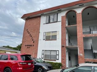 2415 Lincoln St APT 101, Hollywood, FL 33020