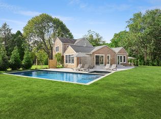 45 Maple Ln, East Hampton, NY 11937