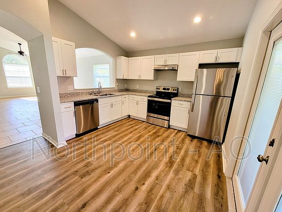 5th image of 9221 7th Ave