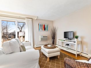 245 Lafayette St APT 1C, Salem, MA 01970