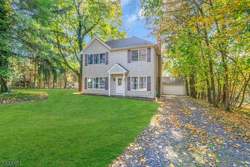 1st image of 320 Ridge Blvd