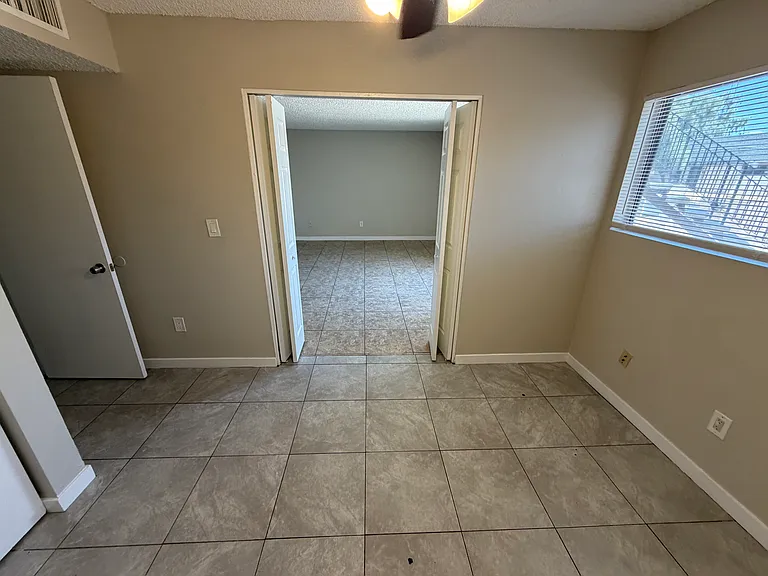 3302 W Northern Ave #2 — Photo 13