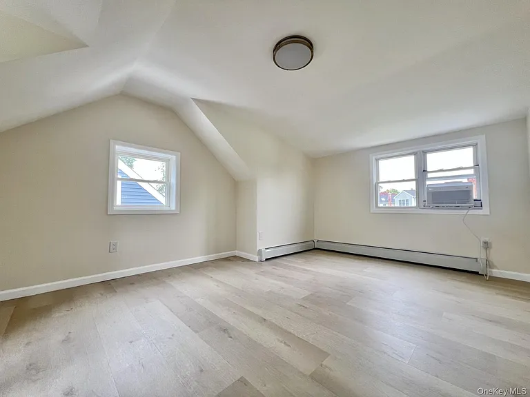 33 Cherry Ln — Photo 11