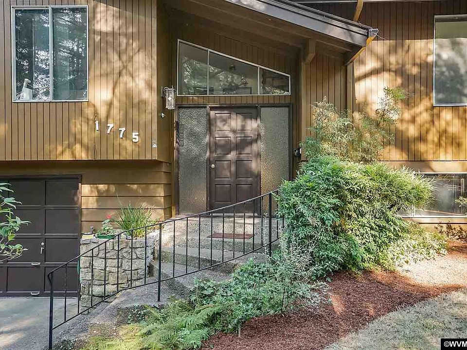 2nd image of 1775 NW Arbol Pl