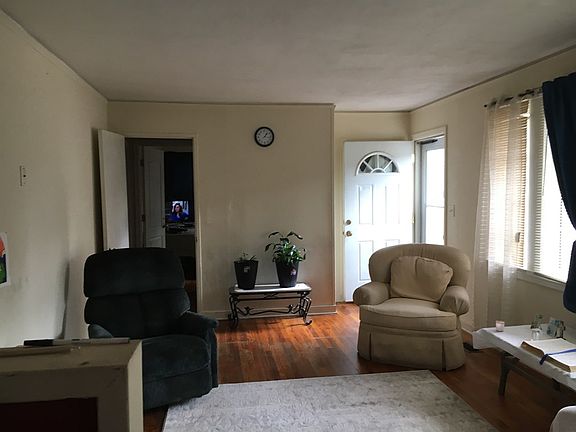 2nd image of 1142 Abbeville Ave NW