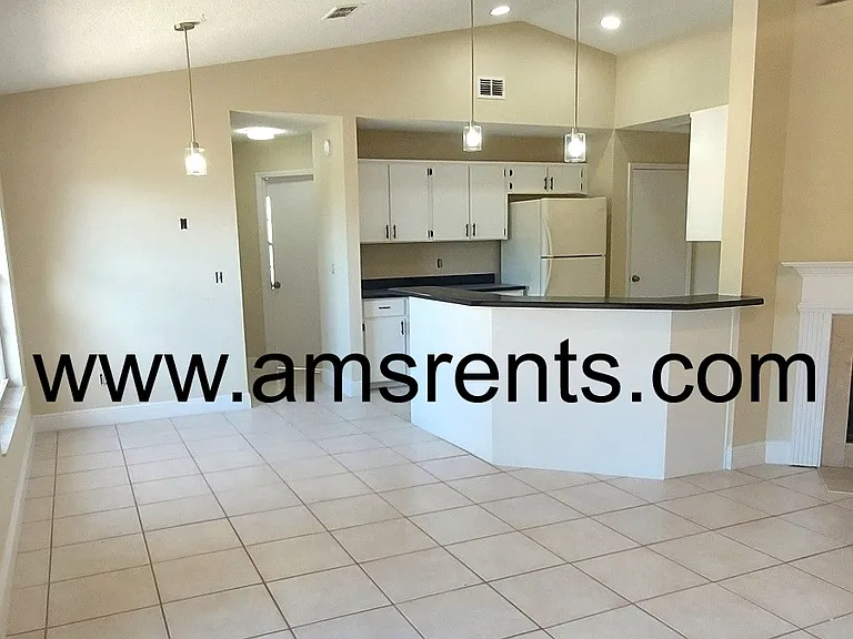 1080 Hali Ridge Ct — Photo 17
