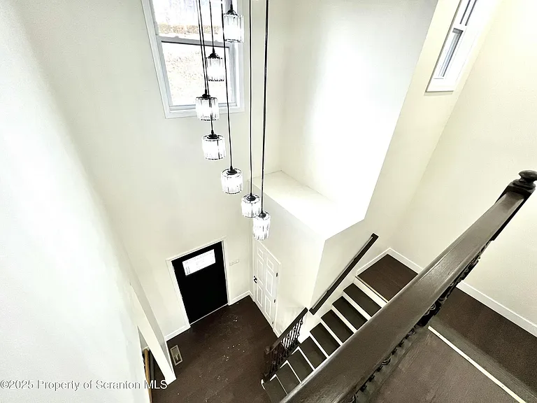 105 Parkdale Dr — Photo 12