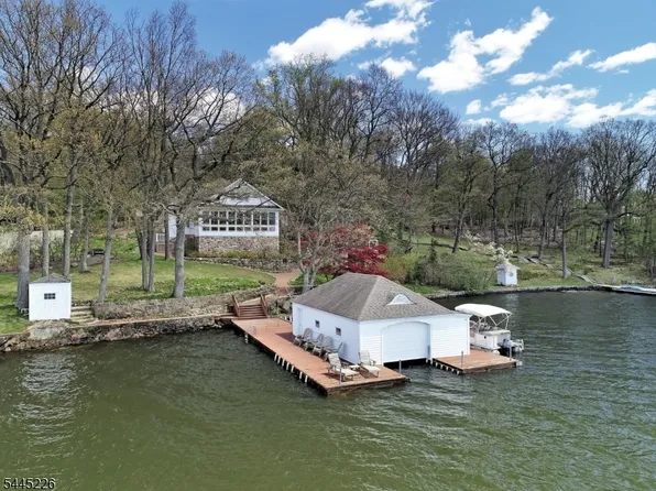 54 Halsey Is, Jefferson Twp., NJ 07849
