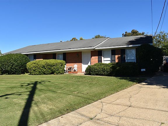 3rd image of 1804 Alderpoint Dr