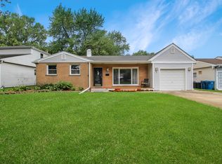 6336 Powell St, Downers Grove, IL 60516