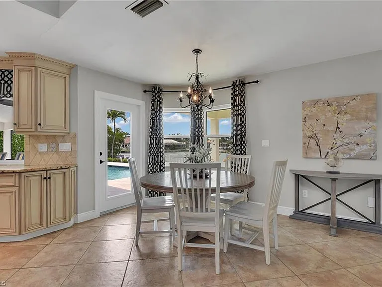 1236 Mariana Ct — Photo 18