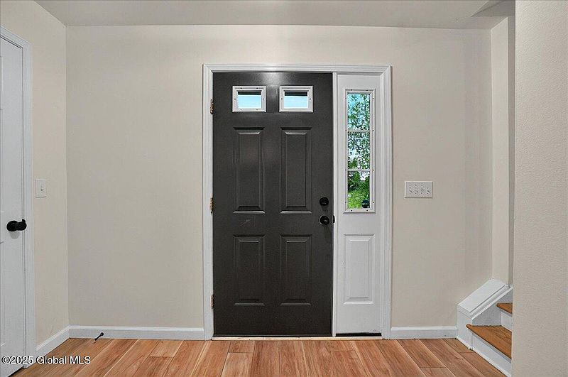 5th image of 678 Riverview Road