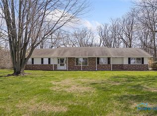 14350 Dirlam Rd, Bowling Green, OH 43402