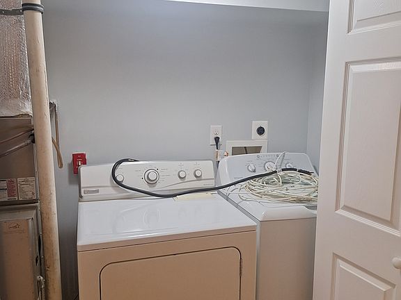 5th image of 4 S Nashville Ave #1