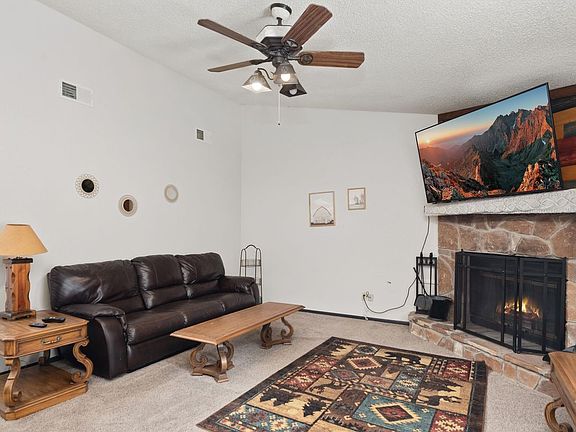 2nd image of 103 Niblic Ct