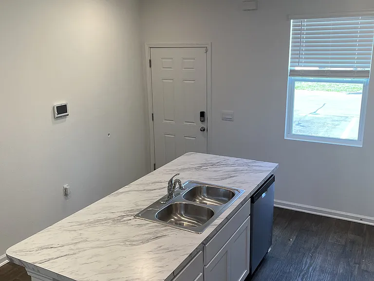 102 Vidalia Ridge Rd #1 — Photo 3