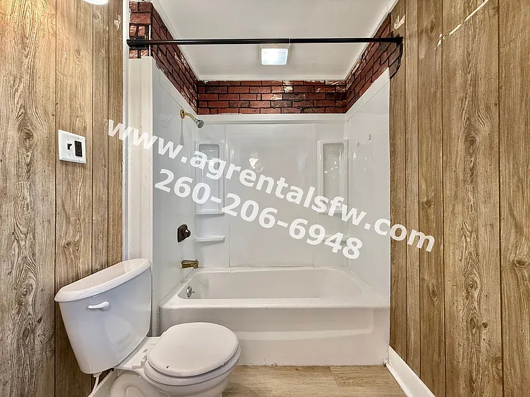 2919 S Harrison St — Photo 12