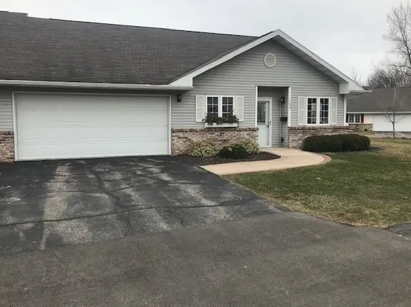 700 8th Ave Unit 732, Monroe, WI 53566