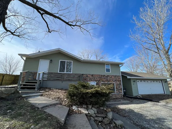 27 Roselene Dr, Kirksville, MO 63501