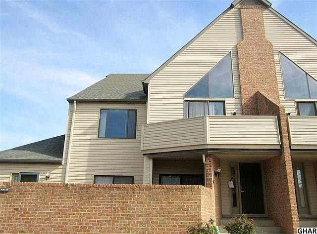 1st image of 102 Cherrington Dr