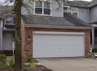 4436 Hillside Dr, Ann Arbor, MI 48105