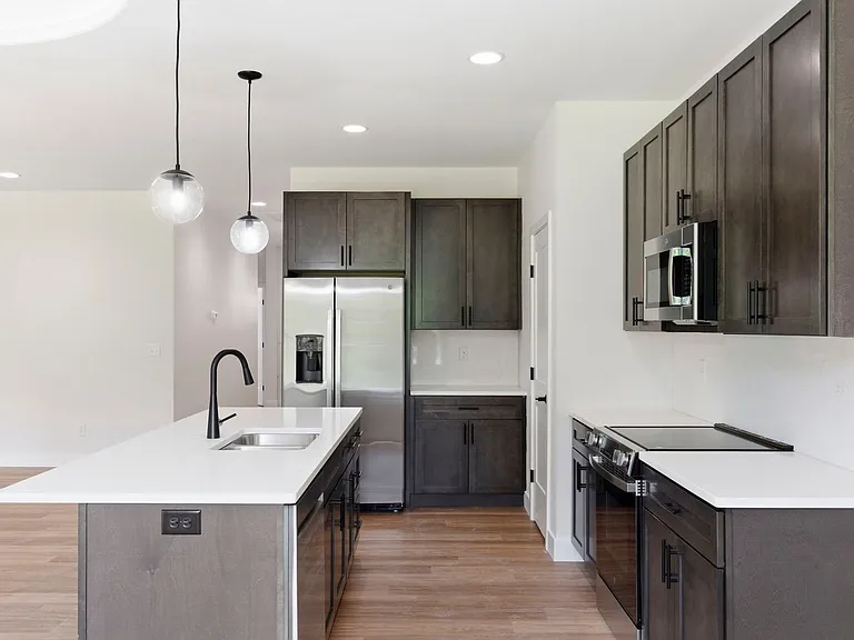 4423 S Reed Ave — Photo 35