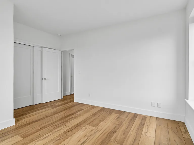 920 Riverside Dr #67 — Photo 14