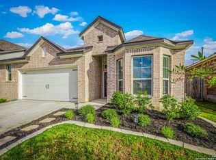 3132 Morlanga St, New Braunfels, TX 78130
