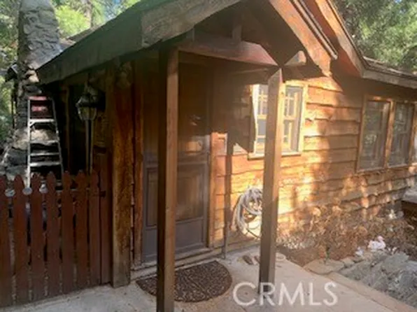 402 Burnt Mill Canyon Rd, Crestline, CA 92322
