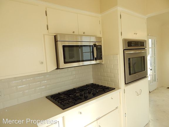 5th image of 4890 Biona Dr